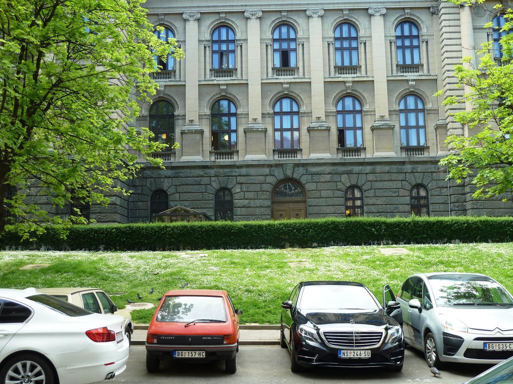 Apartment Parliament Park Белград Екстериор снимка