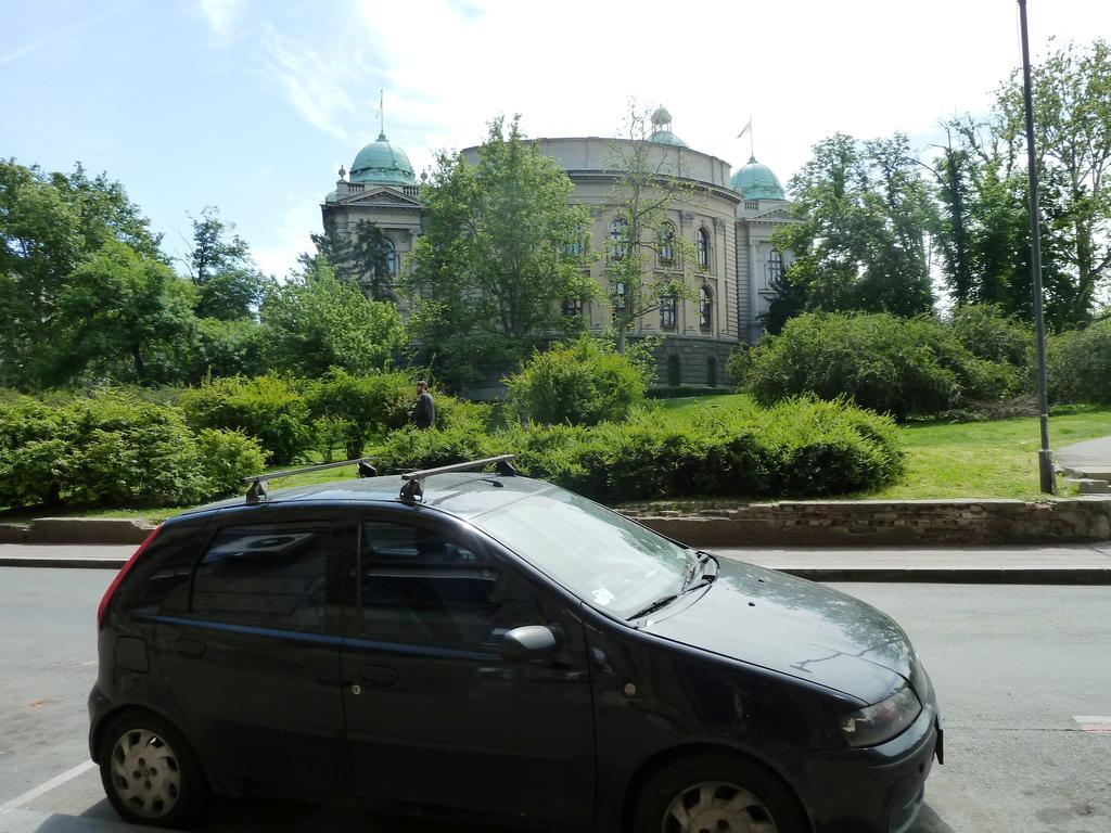 Apartment Parliament Park Белград Екстериор снимка