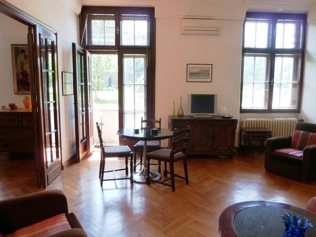 Apartment Parliament Park Белград Екстериор снимка